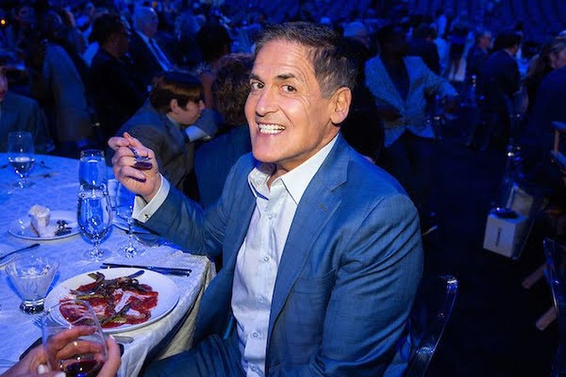 Celebrity Image51 52853792195 C
